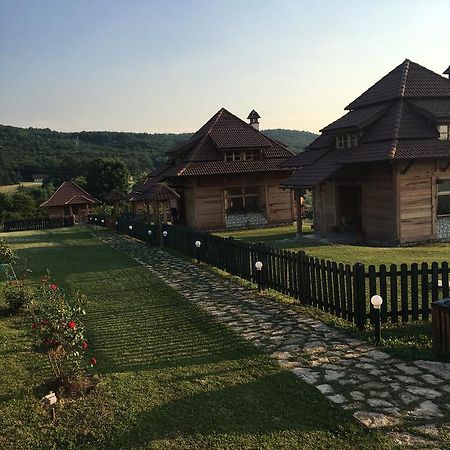 Vila Nacionalna Kuca Bajo Mackat Exteriér fotografie