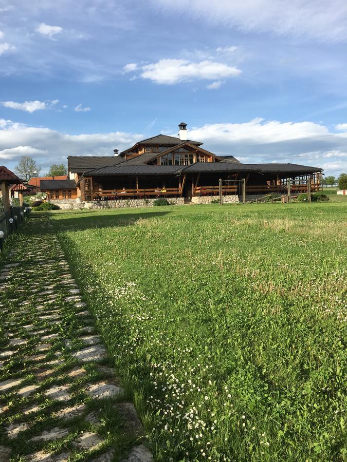 Vila Nacionalna Kuca Bajo Mackat Exteriér fotografie